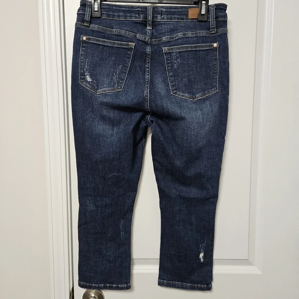 Judy Blue High Rise Capri Jeans Womens 9/29 Dark Wash Distressed‎ Ripped Denim